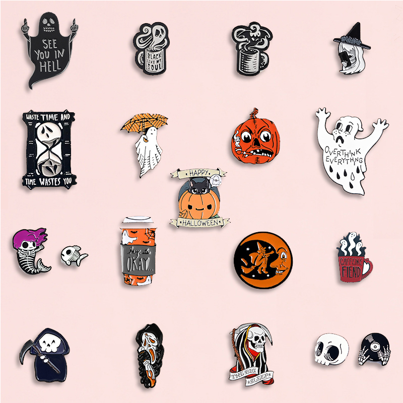 Women Bags Jeans - Happy Halloween Enamel Pin Trick หรือ