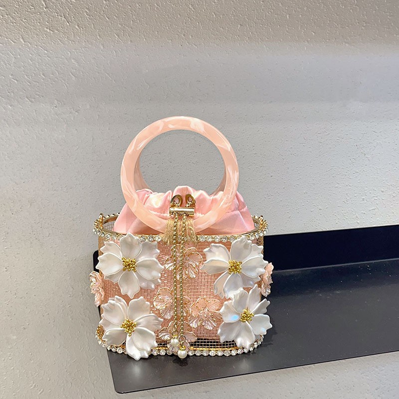 กระเป๋าถือโลหะแบบโปร่งลายดอกไม - Clutch Bag Evening บทวิจารณ์และราคา