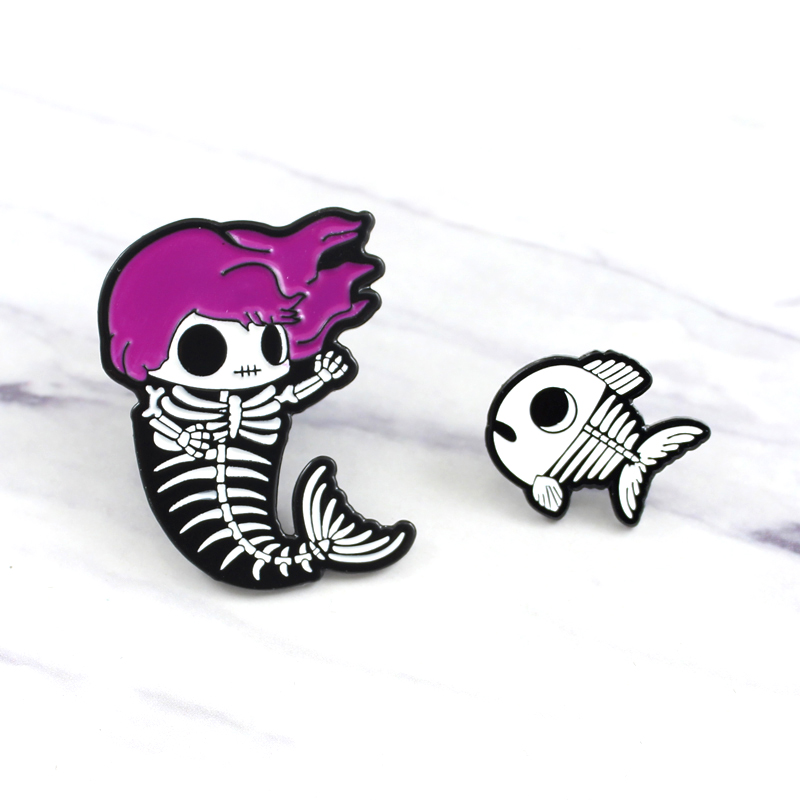 Happy Halloween Enamel Pin Tri - Women Bags Jeans บทวิจารณ์และราคา